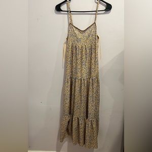 Pull & Bear Floral Maxi dress